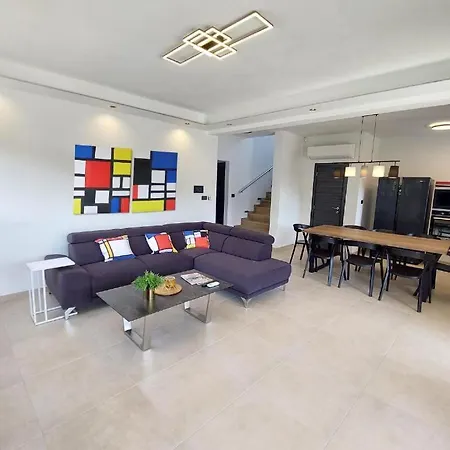 Appartamento New Luxe House Medolino